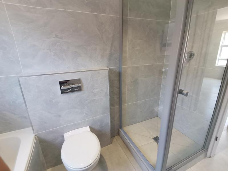 To Let 3 Bedroom Property for Rent in Peerless Park North Western Cape